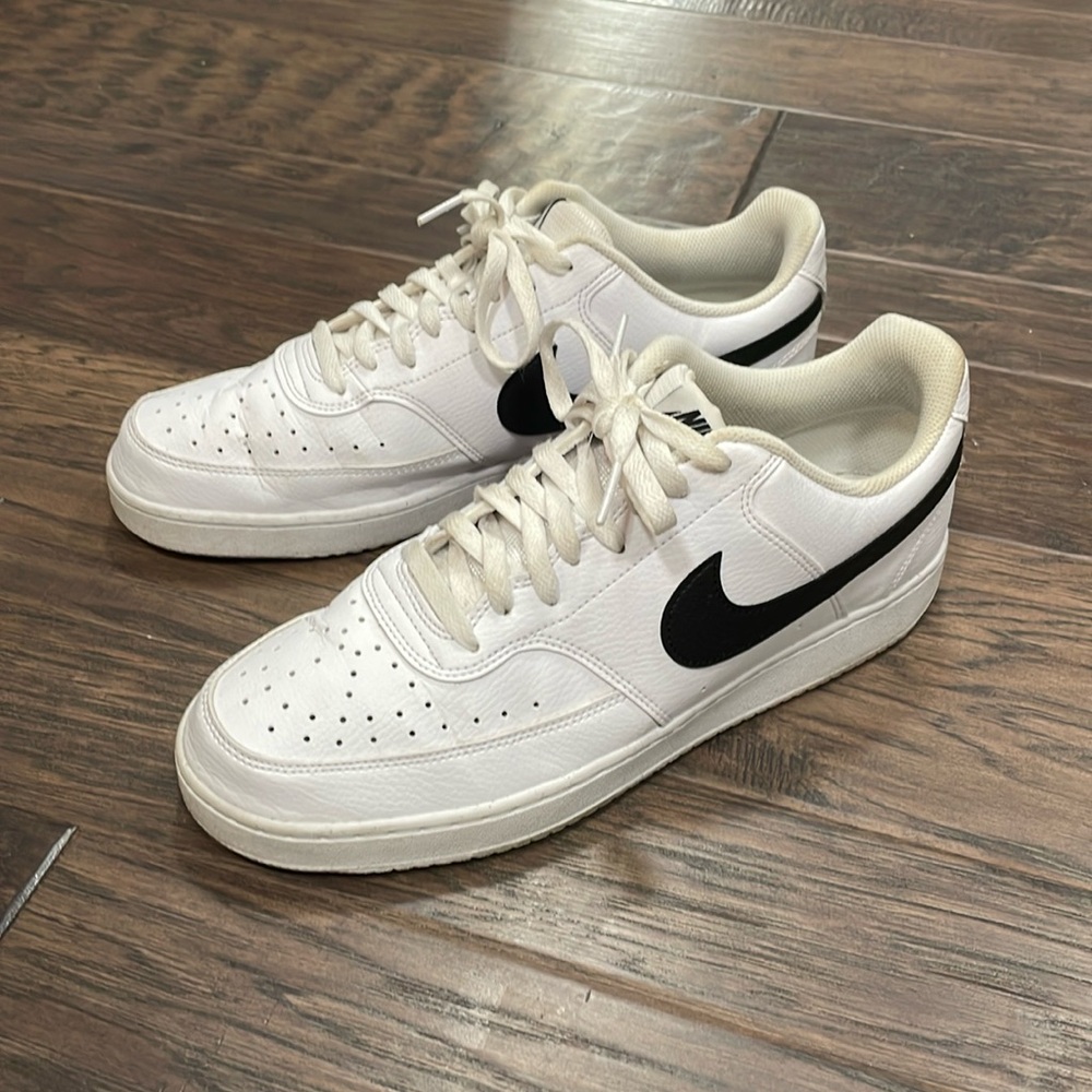 Nike Court Vision Low